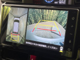 【パノラミックビューモニター】専用のカメラにより、上から見下ろしたような視点で360度クルマの周囲を確認することができます☆死角部分も確認しやすく、狭い場所での切り返しや駐車もスムーズに行えます。