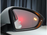 ブラインドスポットディテクション【ドライバーの死角となる後方及び側面の車両を検知します】