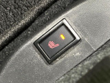 【シートヒーター】寒い日に重宝するシートヒーター!エアコンより早く温まってくれるので寒がりの人も安心ですね♪エアコンの温風は乾燥するから苦手、という方にもをおすすめです。