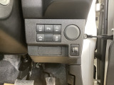 駐車時などで障害物を検知するセンサーが装備されております。