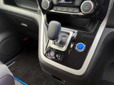 【e-Pedal】アクセル操作のみでの加減速を実現!従来のガソリン車と比べ、ブレーキ操作を約9割削減できます!
