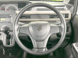 ステアリングも使用感が少なく、きれいな状態となっております♪