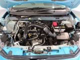 エンジンは1000ccターボ!スムーズな加速を実現しております。