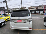 人気の8人乗りナビ地デジTV後席モニター 両側パワスラ バックカメラ 色々オプション多数走行7万キロ程度良好楽々広々8人乗りフルサイズミニバンお探しの方お早めに