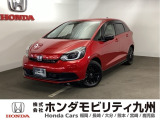 【FIT】のハイブリッド車が入庫しました。当社デモカーです。整備記録簿や取扱説明書なども勿論揃っています。使用状況などもハッキリしている車両は安心してお乗り頂けます。