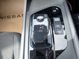 電子式シフトレバーが装備されております♪