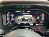 視認性の良いメーターパネル☆カラーディスプレイには運転をサポートするさまざまな情報を表示します☆