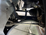 お車を安心してお乗りいただく為には、足回りの定期点検が欠かせません。サービスサポート(有償保証)では無料点検もご提供しており、安心のカーライフをお過ごしいただけるサポート体制が整っています。