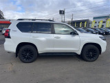 トヨタ ランドクルーザープラド TX Lパッケージ 7人乗り マットブラックエディション 4WD/ワンオーナー 寒冷地仕様 ベージュ革シート/純正マルチナビゲーション/サンルーフ/ルーフレール/ETC2.0