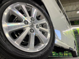 【純正14インチアルミホイール】外観にマッチした純正アルミホイールを装着しております。各種社外アルミホイールや、スタッドレスタイヤも取扱いしております。是非ご相談ください♪