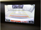 バックガイドモニターで、後方を確認しながら安心して駐車することができます。運転初心者も熟練者も必須の機能ですよ!
