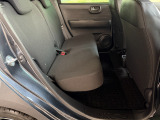 セカンドシートです!!ベンチシートになってますので、お二人の乗車ですとゆったり座って頂けますよ!!