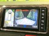 【パノラミックビューモニター】専用のカメラにより、上から見下ろしたような視点で360度クルマの周囲を確認することができます☆死角部分も確認しやすく、狭い場所での切り返しや駐車もスムーズに行えます。