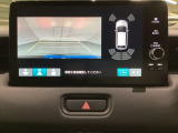 バックでの車庫入れも安心です! リアカメラが付いているバックモニター付のナビを装備しております。バンパーについているソナーや、操作線もついており距離感も画面から確認できます。
