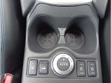 シートヒーターも搭載☆寒い日も快適♪4WD/2WDの切り替えできます。