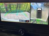 【アラウンドビューモニター】専用のカメラにより、上から見下ろしたような視点で360度クルマの周囲を確認することができます☆死角部分も確認しやすく、狭い場所での切り返しや駐車もスムーズに行えます。