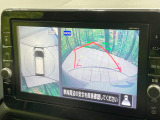 【アラウンドビューモニター】専用のカメラにより、上から見下ろしたような視点で360度クルマの周囲を確認することができます☆死角部分も確認しやすく、狭い場所での切り返しや駐車もスムーズに行えます。