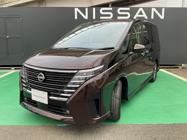 セレナ 1.4 e-POWER ハイウェイスターV 