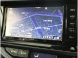 純正ナビを装備。タッチパネル式で使いやすく、お出かけもラクラクです。