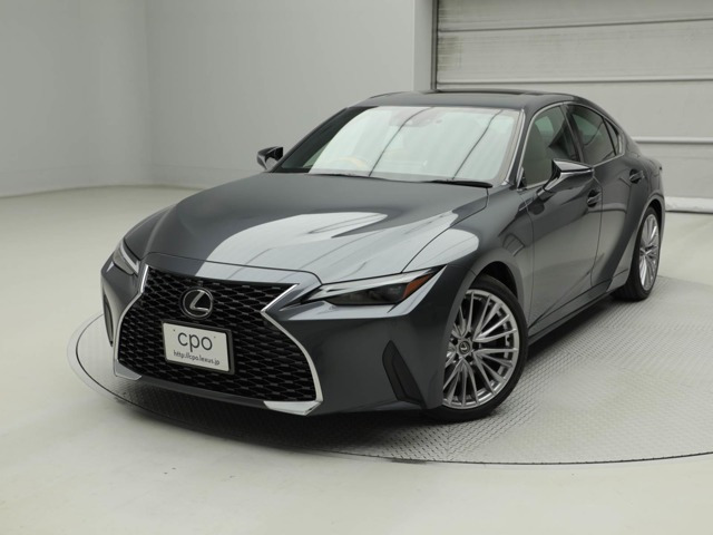 IS 300h バージョンL 