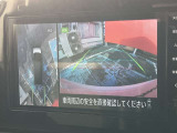 アラウンドビューモニター装備。前後左右4つのカメラから解析した、まるで上から車を見たような画像が映し出され、車の死角や駐車場の線も確認ができるようになります。日産の先進装備の1つです。