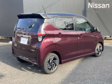 プライバシ-ガラスが装備されています。外を見るときは気にならずに、後方車両から車内が見えにくい設計です。