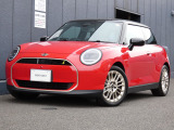 当店の中古車をご覧いただき、ありがとうございます!MINI クーパーSE 3ドア フェイバードトリムのご紹介です!