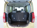 広々としたラゲージスペースを備えています。大きなものや長さのある荷物もしっかりと積み込めます。