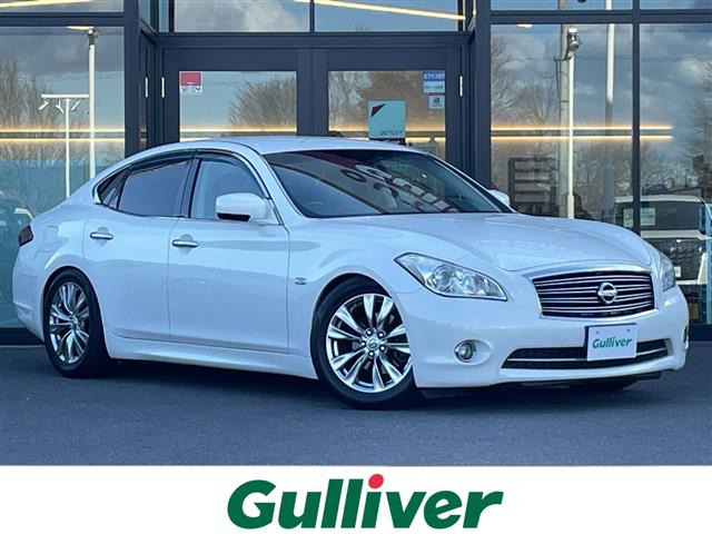 フーガ3.7 370GT本革シート 修復歴無し