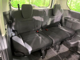 3列目シートはもちろん状態良好☆大人でもゆったりと座って頂けますので、大人数でのお出かけもラクラクです♪ご家族で、気の知れた仲間で、ドライブに行くのが楽しみですね♪