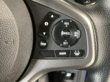 【アダプティブ・クルーズ・コントロール】予め設定した車速内でクルマが自動的に加減速。 前走車との適切な車間距離を維持しながら追従走行し、高速道路でのドライバーの疲労を軽減してくれる嬉しい機能付♪