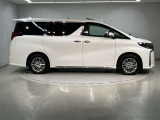 アルファード ハイブリッド 2.5 S タイプゴールドIII E-Four 4WD 