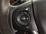 ステアリングリモコンは、運転中でも簡単に音量調整やチャンネル変更もできます!わき見運転防止にもつながるので安心です♪