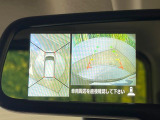 【アラウンドビューモニター】専用のカメラにより、上から見下ろしたような視点で360度クルマの周囲を確認することができます☆死角部分も確認しやすく、狭い場所での切り返しや駐車もスムーズに行えます。