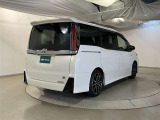走りにこだわりながら収納力も持ち合わせたお車です。荷物を載せて軽快なドライブを楽しめますよ♪
