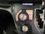 【オートエアコン】お好みの温度に設定して頂くと、車内の温度を自動調整♪快適にクルマの中を過ごして頂けます。