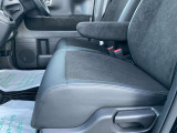 【助手席シート】レンタカーアップ車で使用感も少なく、シート状態良好です!
