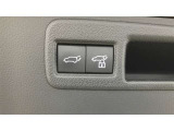 ボタン一つでバックドアの開閉が可能です