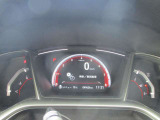 見やすいメーター周りで快適な運転できます!