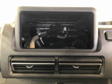 当車両はオーディオレスです。多彩なナビゲーション・オーディオをご用意しております。詳しくは当店スタッフにお問い合わせください。