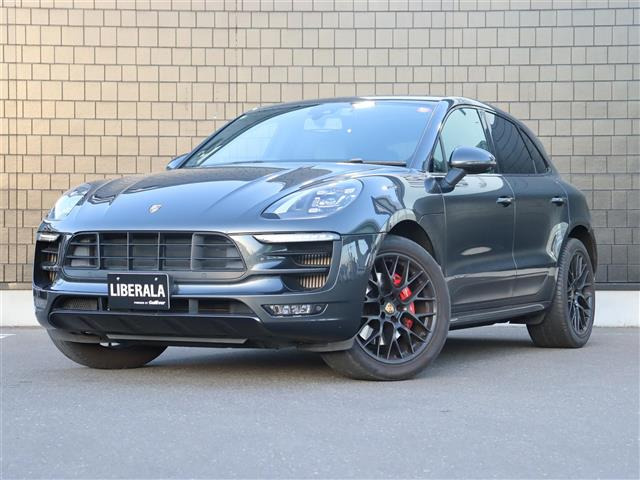 マカン GTS 4WD サンルーフ