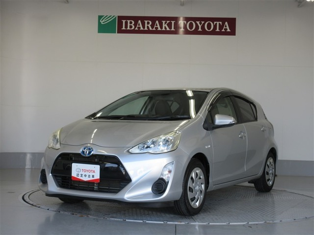 アクア 1.5 G ブラックソフトレザーセレクション 