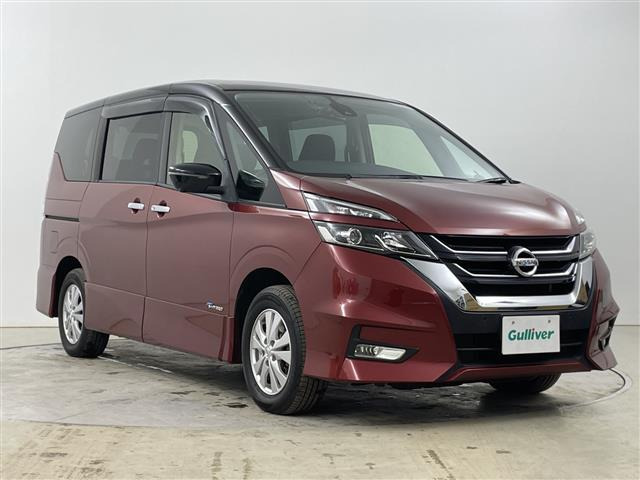 セレナ 2.0 ハイウェイスター 4WD 修復歴無し