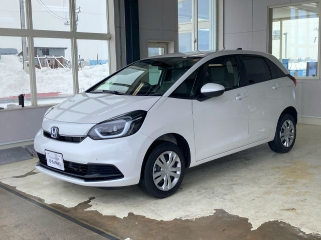 フィット 1.5 e:HEV ホーム 4WD