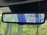 【デジタルインナーミラー】後席の大きな荷物や同乗者で後方が確認しづらい時でも安心!カメラが撮影した車両後方の映像をルームミラー内に表示。クリアな視界で状況の確認が可能です!