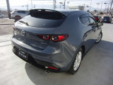 MAZDA3ファストバック 1.8 XD バーガンディ セレクション 4WD 