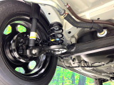 お車を安心してお乗りいただく為には、足回りの定期点検が欠かせません。サービスサポート(有償保証)では無料点検もご提供しており、安心のカーライフをお過ごしいただけるサポート体制が整っています。
