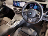 ☆センターパネルを運転席側に僅かに傾けたBMW独特のインパネ☆【駆け抜ける歓び】はここからもスタートしております☆