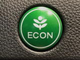 ★ECONスイッチ★ エコドライブを加速しよう!スイッチをONにすると、運転の仕方によるロスを抑え込み燃費をよくするようクルマが頑張ります(*^ー^*)燃費向上にチャレンジ♪