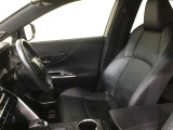 見通しのよいすっきりとした視界で、誰でも運転しやすいです。運転のしやすさは疲れにくさにも繋がりますよ♪